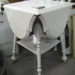 589 7635 DROP-LEAF TABLE